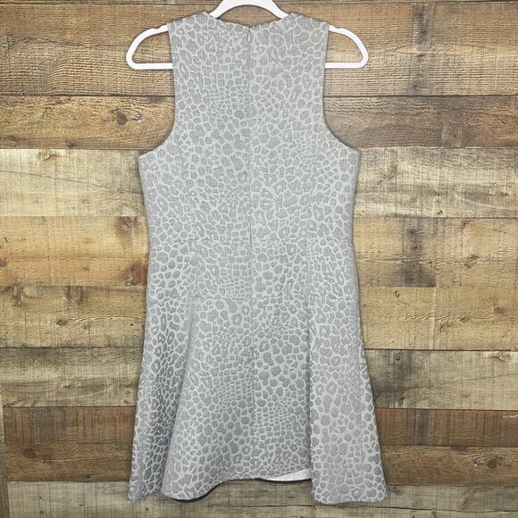 Tibi Rime Jacquard Flirty Fit And Flare Sleeveless Dress Gray Leopard SZ 10 - Picture 6 of 9